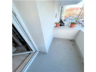 Apartament etajul 1 cu 3 camere 2 bai 2 balcoane zona centrala