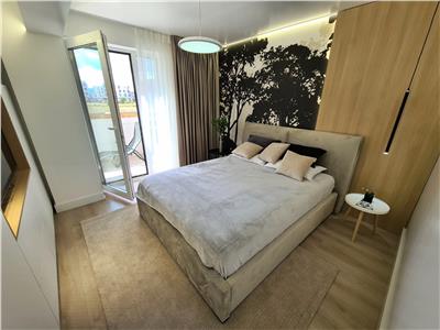 Apartament lux  3 camere 2 bai 3 balcoane 2 parcari si piscina