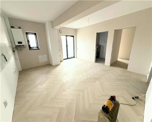 Apartament INTABULAT la CHEIE cu 3 camere pe Doamna Stanca