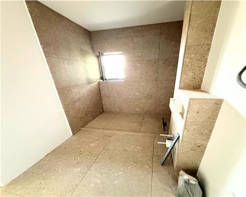 Apartament INTABULAT la CHEIE cu 3 camere pe Doamna Stanca