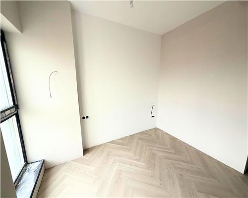 Apartament INTABULAT la CHEIE cu 3 camere pe Doamna Stanca