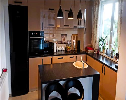 Apartament 3 camere mpu 2 Balcoane  in Selimbar
