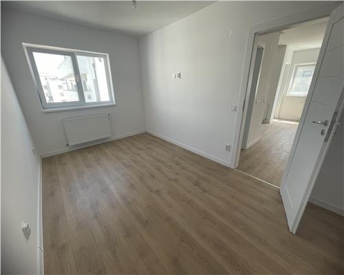 Apartament nou la CHEIE cu 3 camere  balcon si parcare pe Doamna Stanca