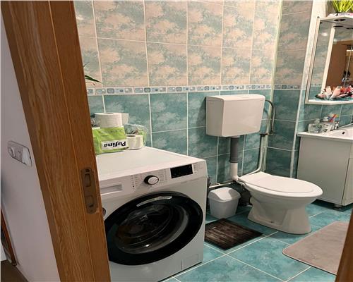 Apartament 2 camere decomandat | 50mp | pivnita | zona Vasile Aaron