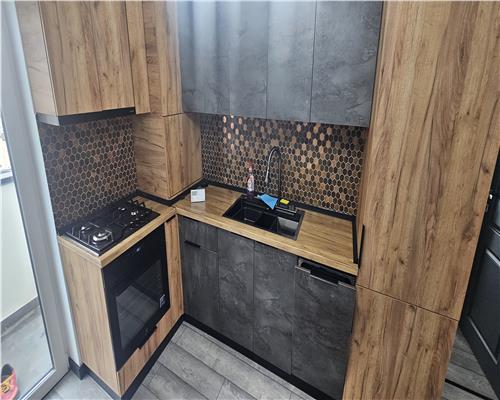 Apartament nou 3 camere 2 balcoane parcare pe Doamna Stanca