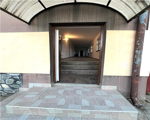 Casa 4 camere cu teren de 1020 mp in sat Hamba