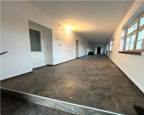 Casa 4 camere cu teren de 1020 mp in sat Hamba