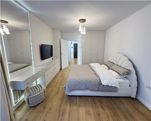 Apartament lux 60 mpu 2 parcari terasa 20 mp in Evolution