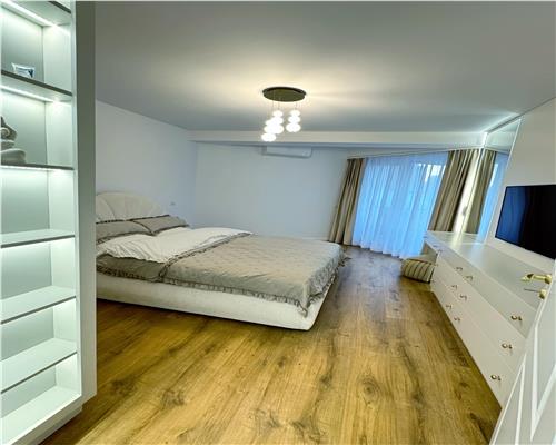 Apartament lux 60 mpu 2 parcari terasa 20 mp in Evolution