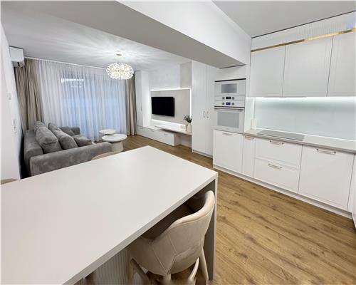 Apartament lux 60 mpu 2 parcari terasa 20 mp in Evolution