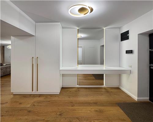 Apartament lux 60 mpu 2 parcari terasa 20 mp in Evolution