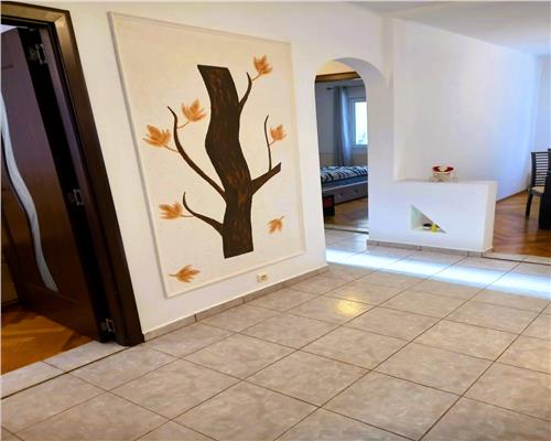 Apartament 4 camere 74 mpu 2 bai in Sibiu