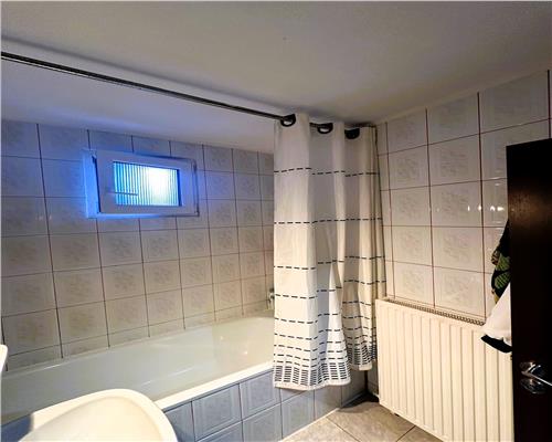 Apartament 4 camere 74 mpu 2 bai in Sibiu