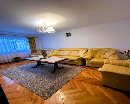 Apartament 4 camere 74 mpu 2 bai in Sibiu