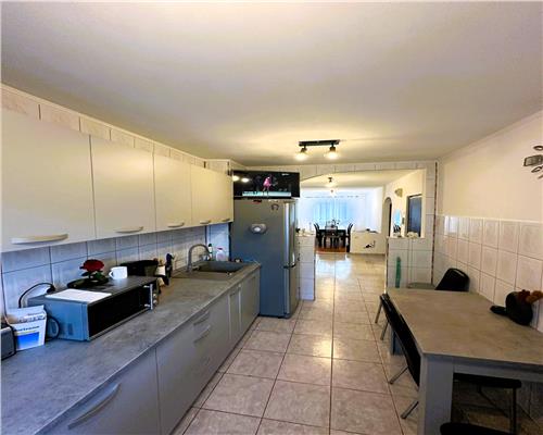 Apartament 4 camere 74 mpu 2 bai in Sibiu