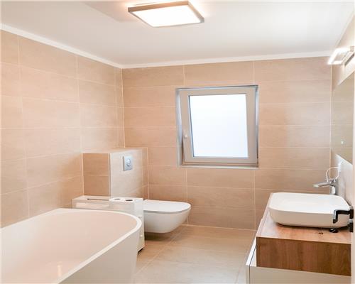 Casa noua prima inchiriere 4 camere Cisnadioara teren 500 mp