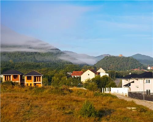Casa noua prima inchiriere 4 camere Cisnadioara teren 500 mp