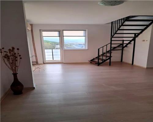 Apartament 3 camere 115mp | mansarda | balcon 12mp | zona Tilisca