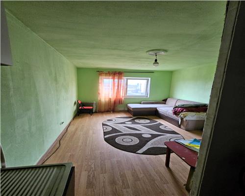 Garsoniera 34 mpu si boxa de 6 mp in Sibiu