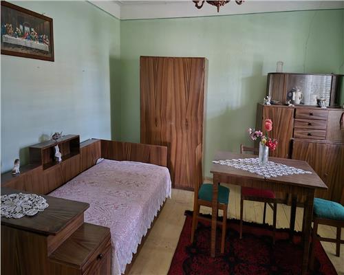 Casa 4 camere cu teren de 1900 mp in comuna Altana