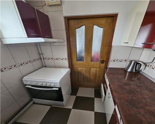 Aparatment 3 camere cu balcon et 3  Tiglari