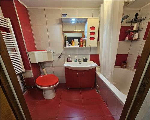 Aparatment 3 camere cu balcon et 3  Tiglari