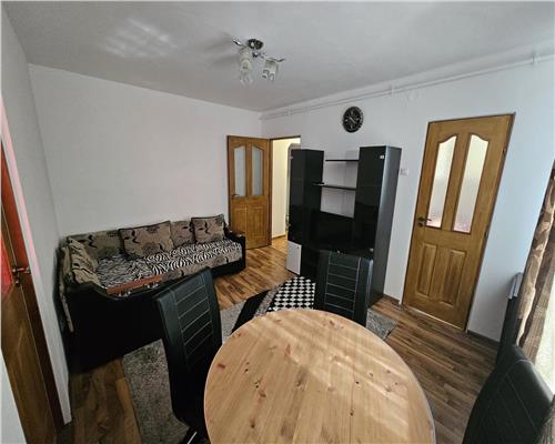 Aparatment 3 camere cu balcon et 3  Tiglari