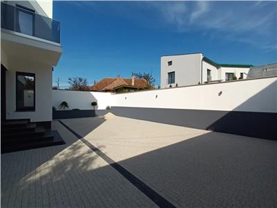 Vila moderna smart cu 16 birouri in zona Calea Poplacii