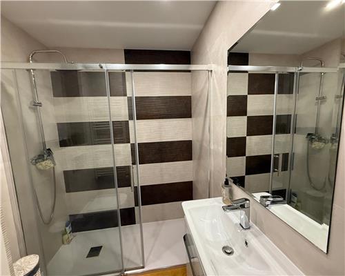 Apartament modern 3 camere cu 2 bai si parcare subterana in Turnisor