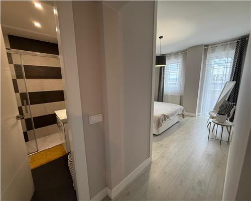 Apartament modern 3 camere cu 2 bai si parcare subterana in Turnisor