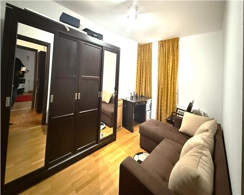 Apartament cu 3 camere balcon si parcare Doamna Stanca