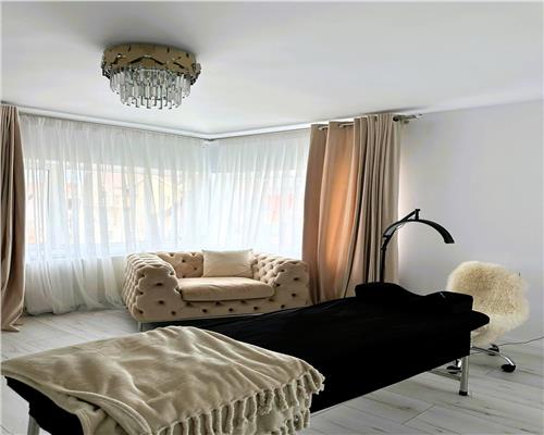 Spatiu comercial cu o camera pentru servicii beauty | zona Strand