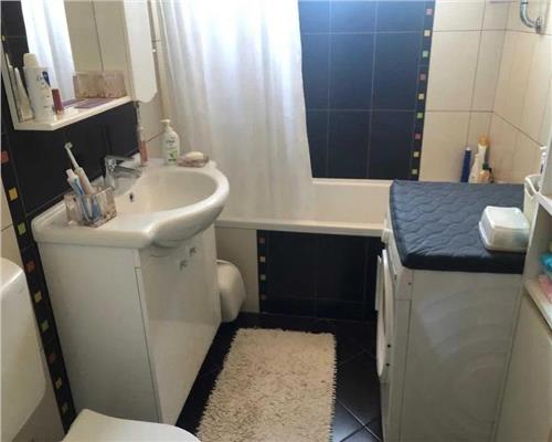 Apartament etajul 1 cu 3 camere 2 bai pe Calea Turnisorului