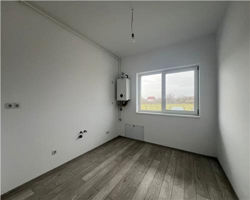 Apartament cu 2 camere balcon boxa de depozitare