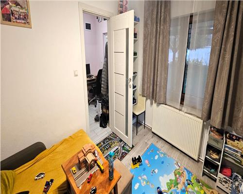 Casa 2 camere | decomandat 50mp | curte privata 40mo | zona Lazaret