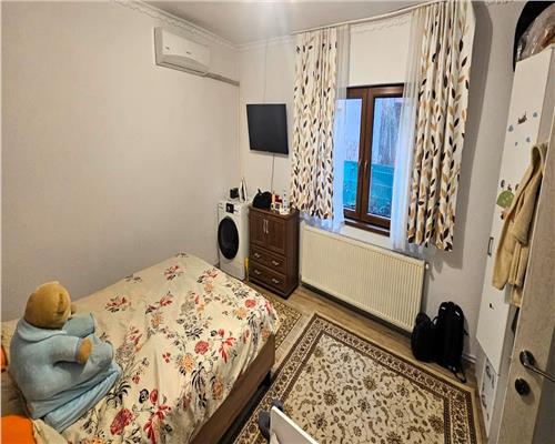 Casa 2 camere | decomandat 50mp | curte privata 40mo | zona Lazaret