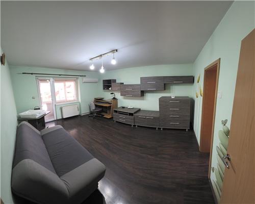 Apartament 2 camere Stefan cel Mare 50 mp et 2