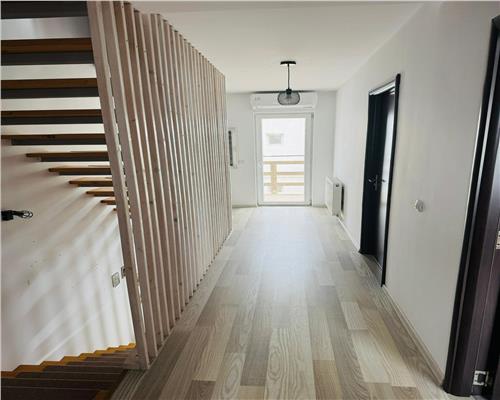 Casa cu 4 camere 120mpu in Sura Mare