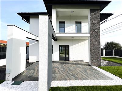 Casa moderna 5 camere 2 bai teren 498 mp 4 parcari 10 km de Sibiu