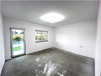 Casa moderna 5 camere 2 bai teren 498 mp 4 parcari 10 km de Sibiu