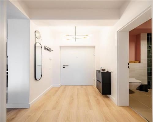 Apartament 2 camere decomandat 39mp | gradina 18mp | The Lake Home