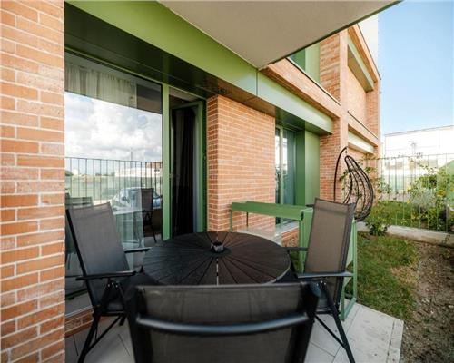 Apartament 2 camere decomandat 39mp | gradina 18mp | The Lake Home