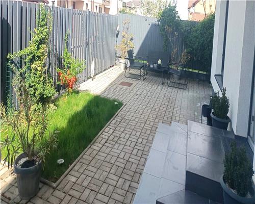 Casa moderna 3 camere 2 bai si curte in zona Lidl