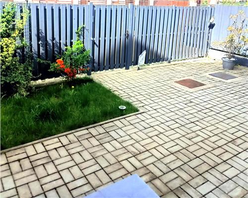Casa moderna 3 camere 2 bai si curte in zona Lidl