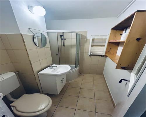 Garsoniera decomandata cu balcon Calea Dumbravii