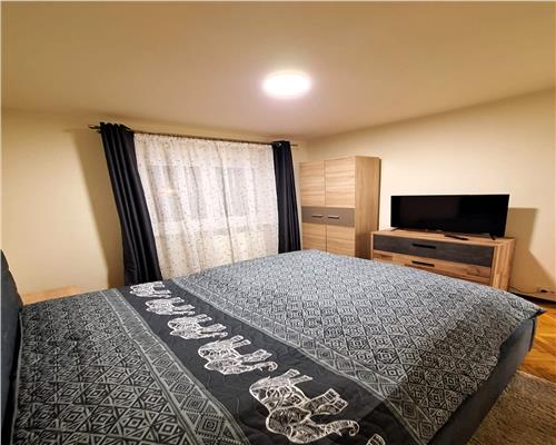 Apartament renovat | 3 camere 55mp | acces gradina | zona CEC