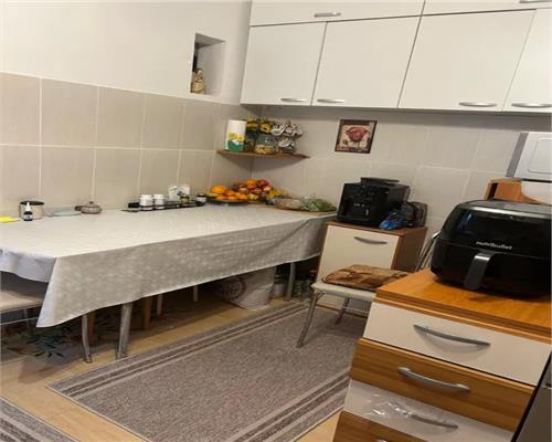 Apartament cu 2 camere decomandate etaj 1 Strand
