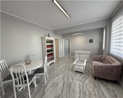 Spatiu birouri modern cu 2 camere si parcare zona Mandra