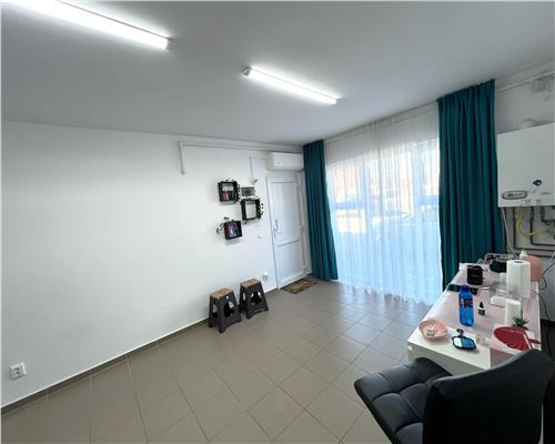 Spatiu comercial cu o camera 30 mp in Magnolia