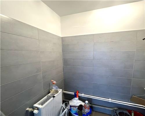 Spatiu comercial cu o camera 30 mp in Magnolia